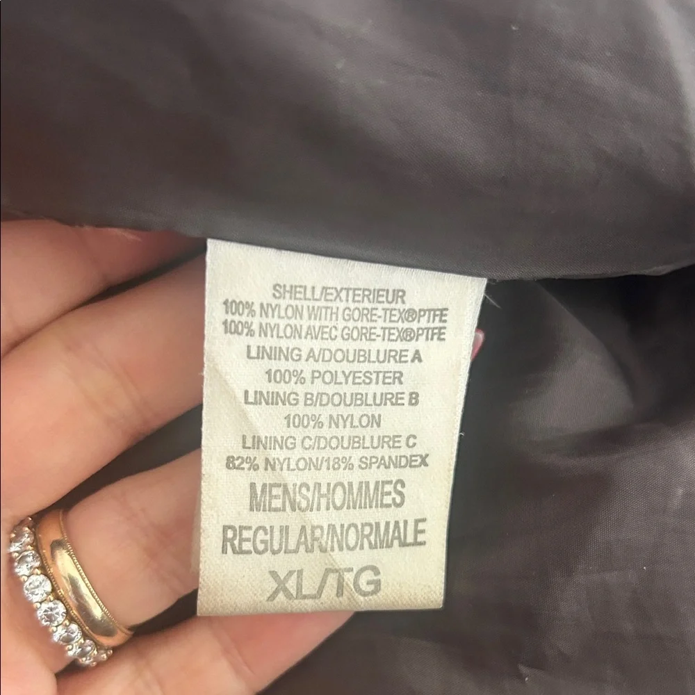 The North Face Men's Charcoal Puffer Jacket